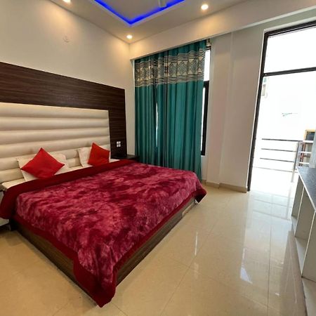 Rahul Hotel & Restaurant Mussoorie Exterior foto