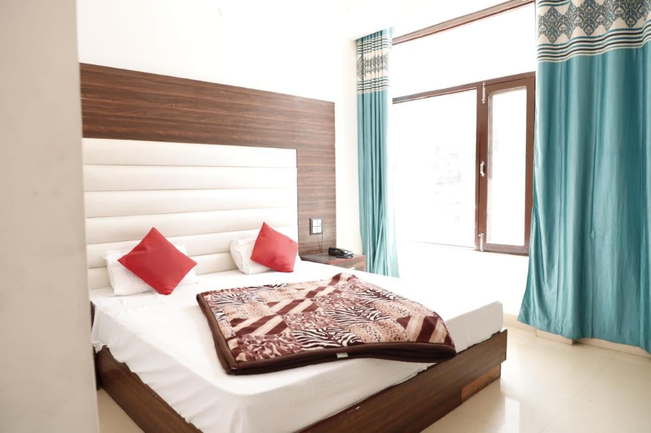 Rahul Hotel & Restaurant Mussoorie Exterior foto