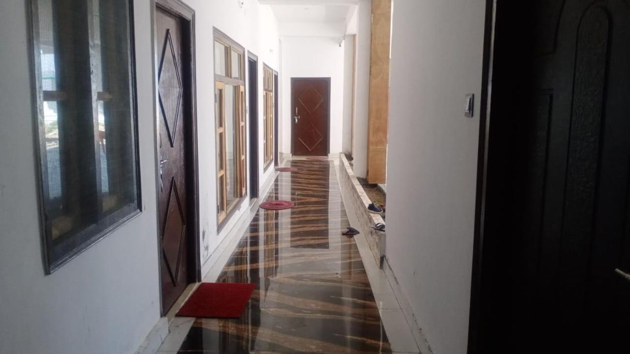 Rahul Hotel & Restaurant Mussoorie Exterior foto