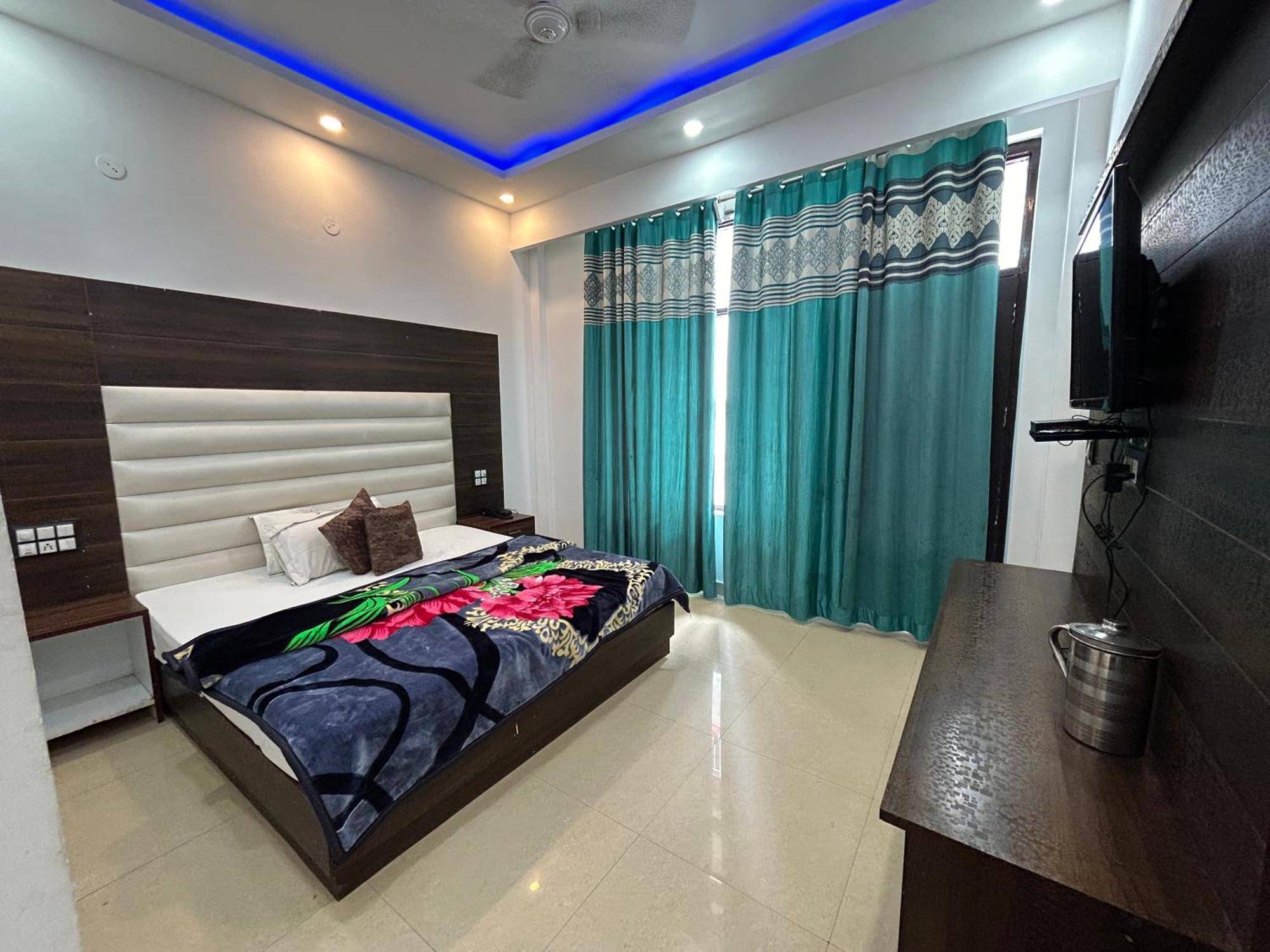 Rahul Hotel & Restaurant Mussoorie Exterior foto